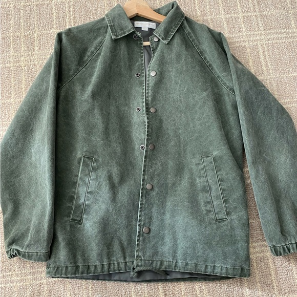 Spiritual Gangster Barn Jacket Love More Coach Jacket in Army Green - Picture 2 of 6